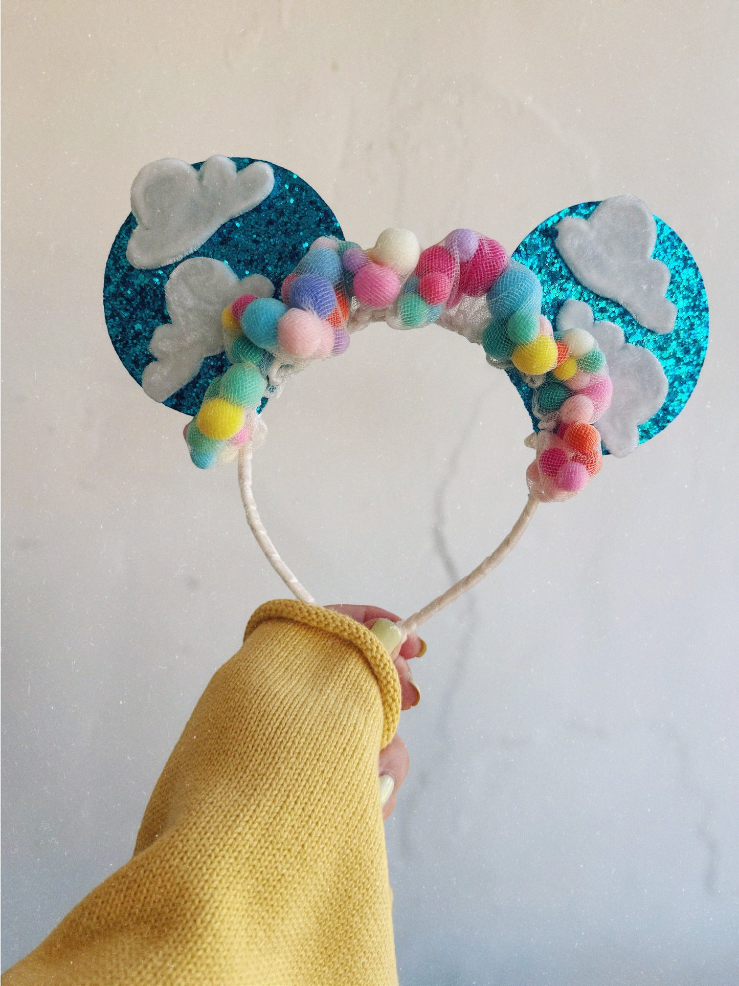 UP MOUSE EARS